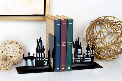 Magoc house bookends